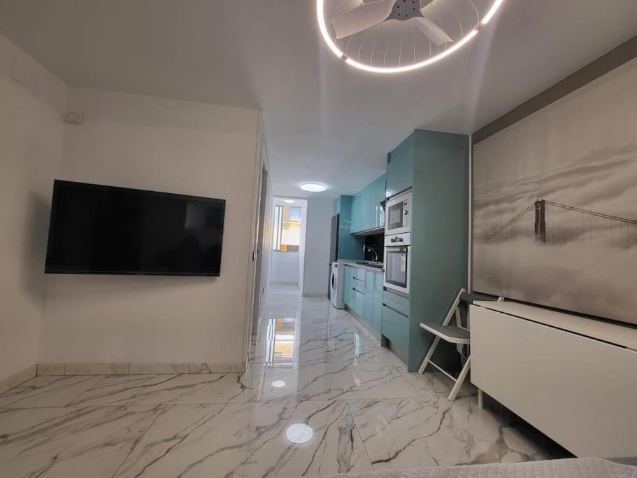 Las Canteras New 2 Bedrooms Flat At The Beach Parking Optional Λας Πάλμας ντε Γκραν Κανάρια Εξωτερικό φωτογραφία