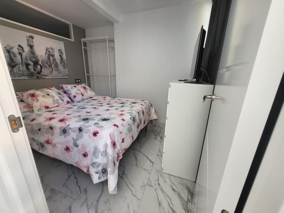 Las Canteras New 2 Bedrooms Flat At The Beach Parking Optional Λας Πάλμας ντε Γκραν Κανάρια Εξωτερικό φωτογραφία
