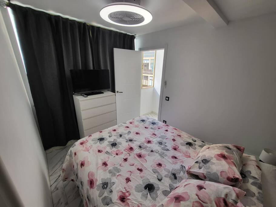 Las Canteras New 2 Bedrooms Flat At The Beach Parking Optional Λας Πάλμας ντε Γκραν Κανάρια Εξωτερικό φωτογραφία
