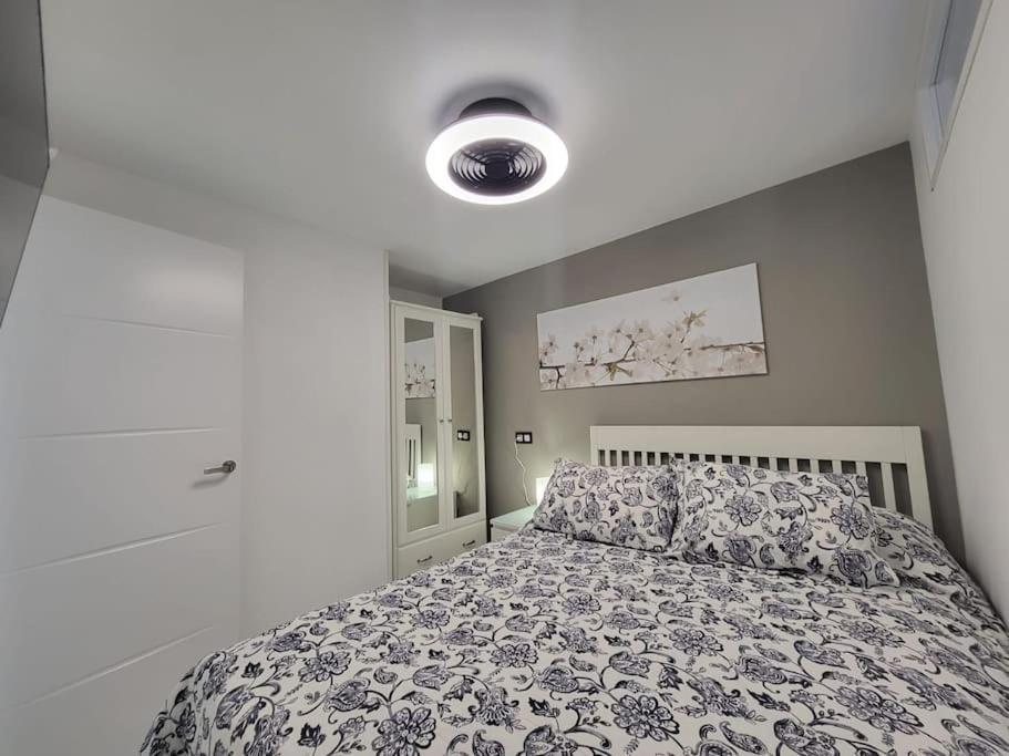 Las Canteras New 2 Bedrooms Flat At The Beach Parking Optional Λας Πάλμας ντε Γκραν Κανάρια Εξωτερικό φωτογραφία
