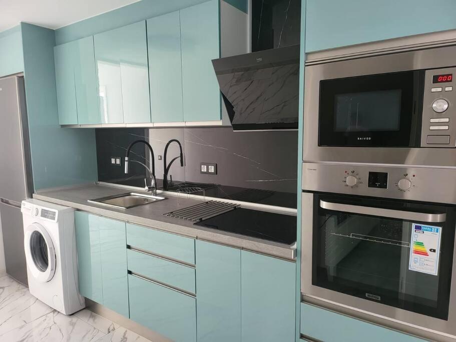 Las Canteras New 2 Bedrooms Flat At The Beach Parking Optional Λας Πάλμας ντε Γκραν Κανάρια Εξωτερικό φωτογραφία